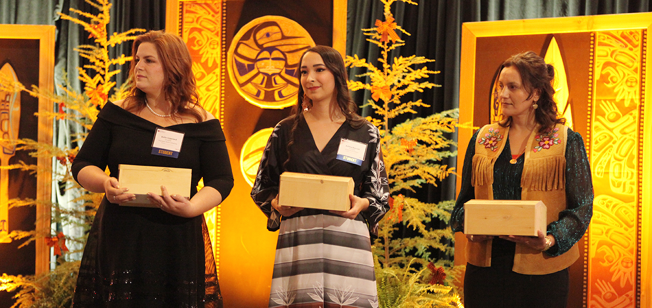 Indigenous law student receiving their ALF Student Appreciation Awards.